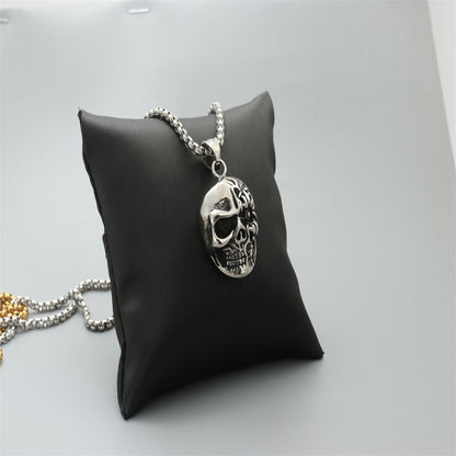 Klassinen Kaulakoru ajattomalla viehätyksellä