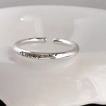 Hurmaava Sormus jokaiseen tilaisuuteen