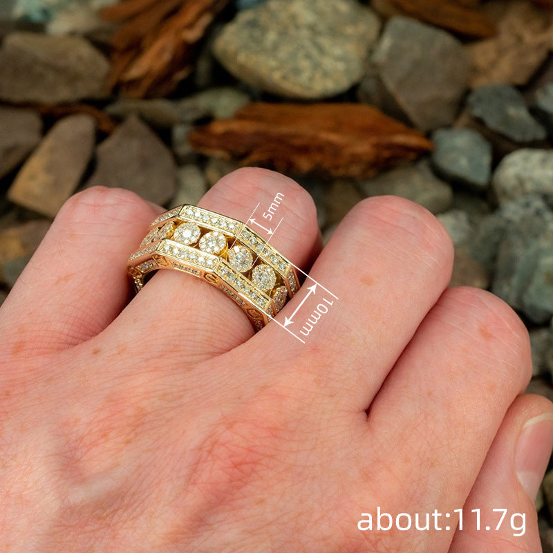 Romanttinen Sormus erityisiin hetkiin