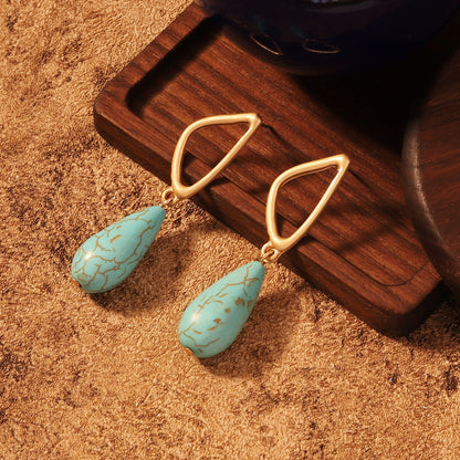 Klassinen Korvarengas ajattomalla viehätyksellä