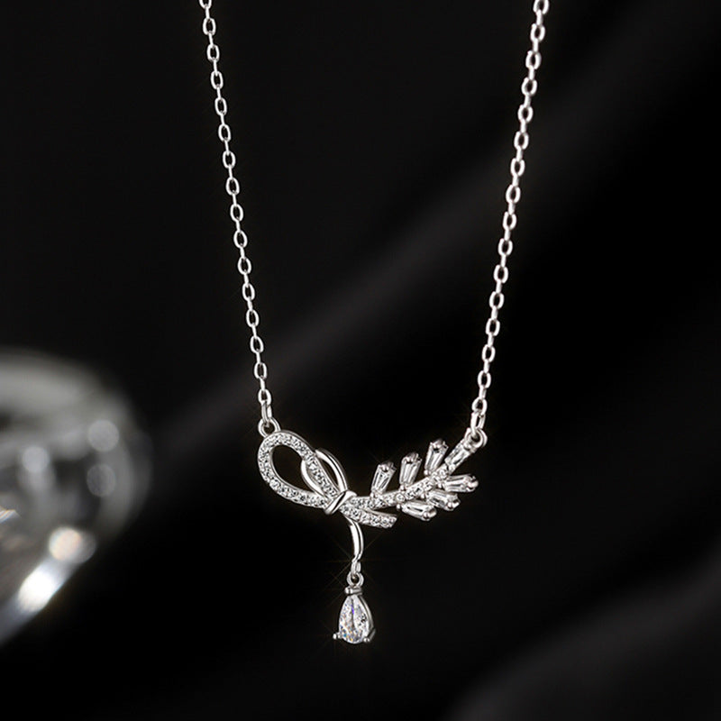 Herkkä käsityö Koru