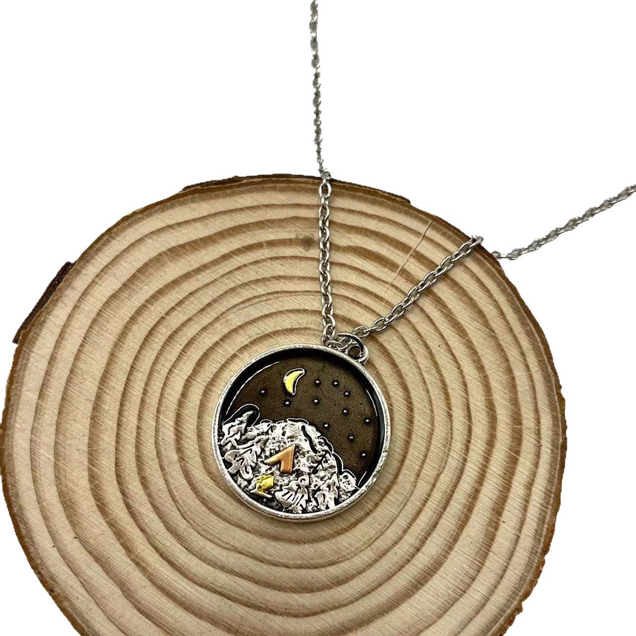 Herkkä käsityö Koru