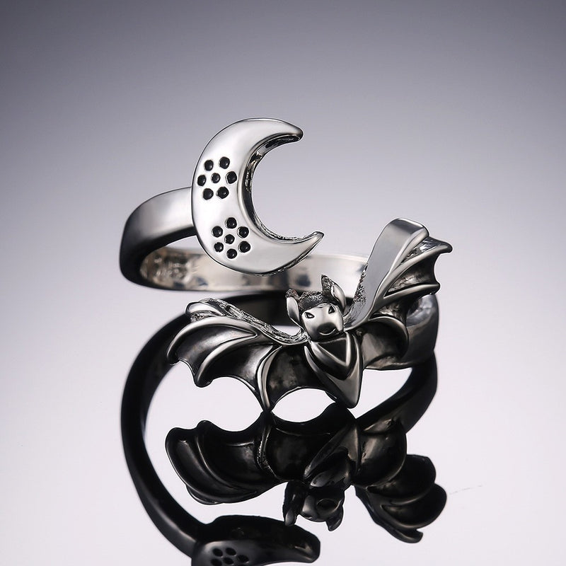 Klassinen Sormus ajattomalla viehätyksellä