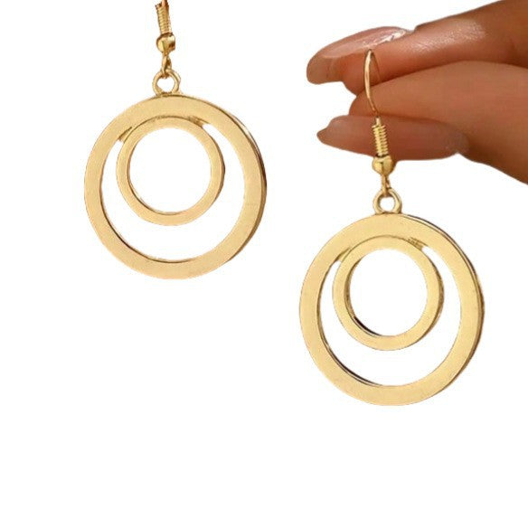 Hurmaava Sormus jokaiseen tilaisuuteen