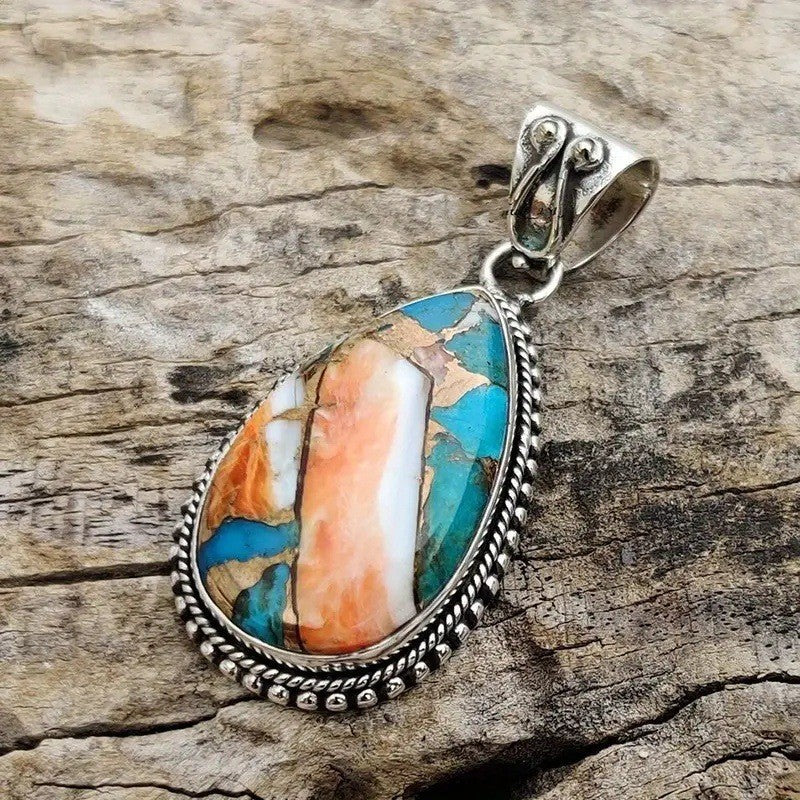 Elegantti Riipus jokaiseen tilaisuuteen