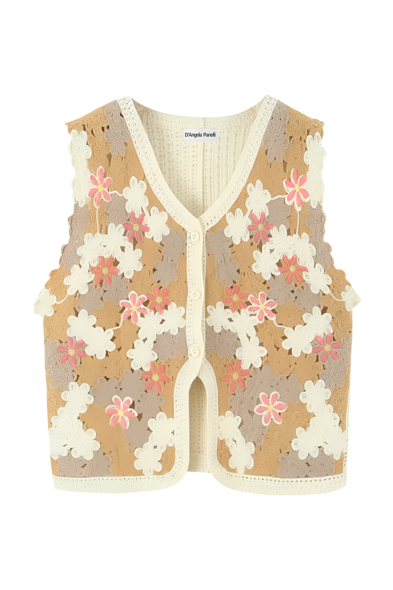 Well Tailored Top with a Graceful Silhouette