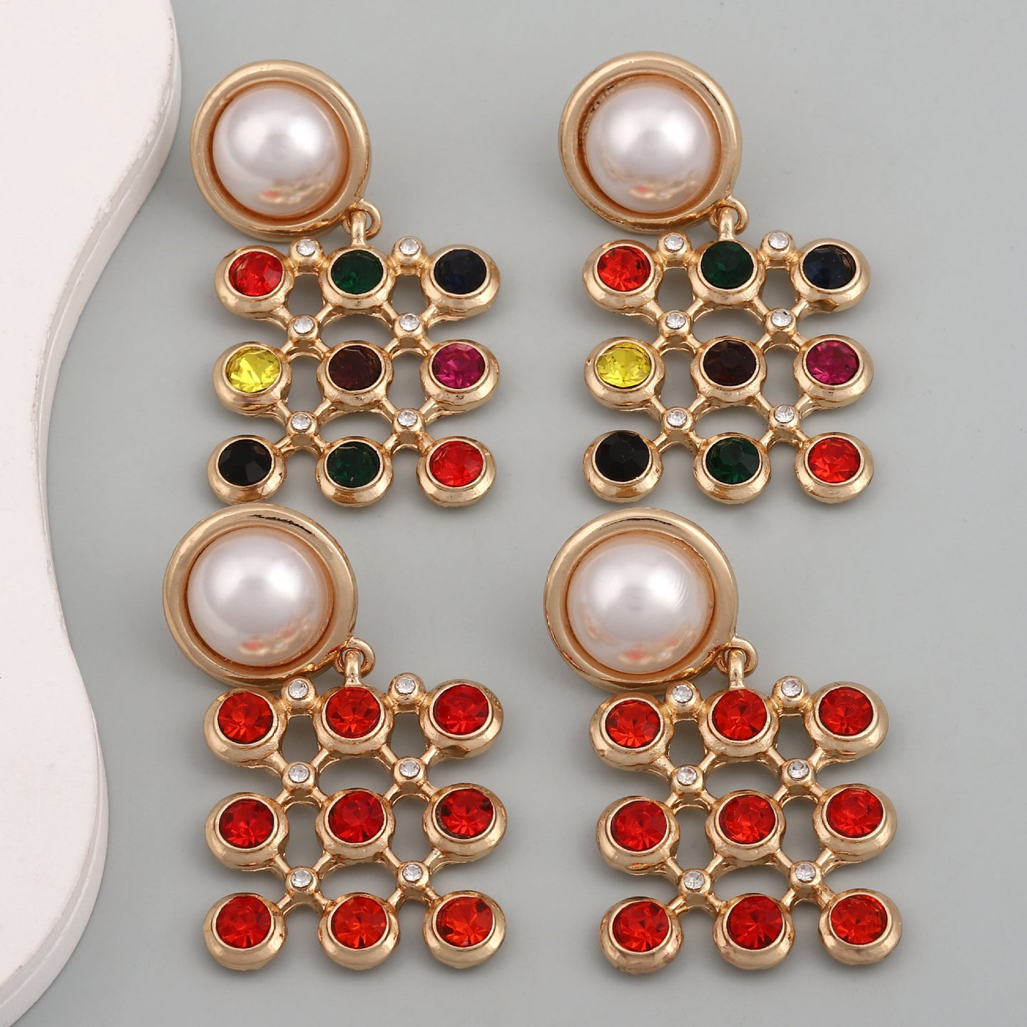 Klassinen Korvarengas ajattomalla viehätyksellä