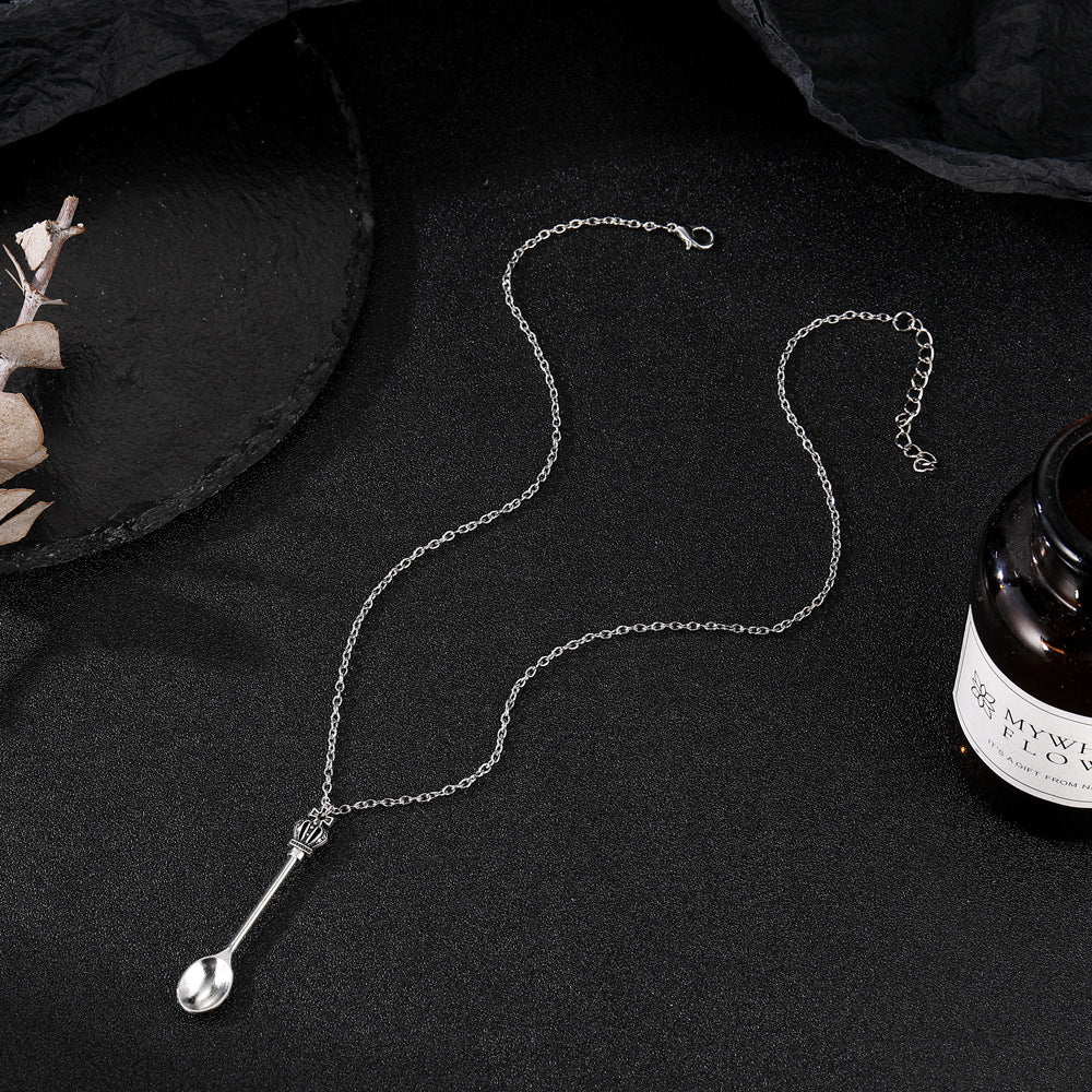 Käsintehty vintage Kaulakoru