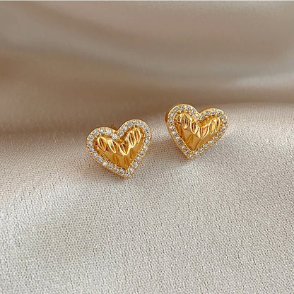 Hurmaava Korvarengas jokaiseen tilaisuuteen