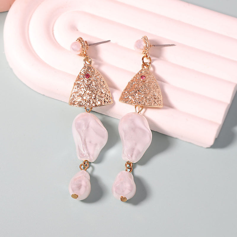 Elegantti Kulta Korvarengas jokaiseen tilaisuuteen