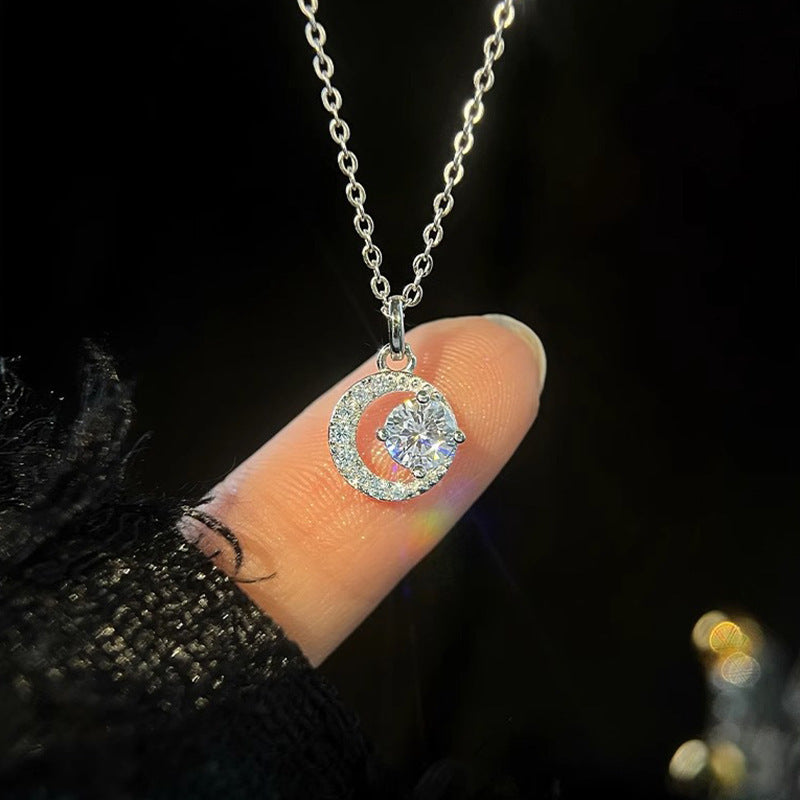 Herkkä käsityö Kaulakoru