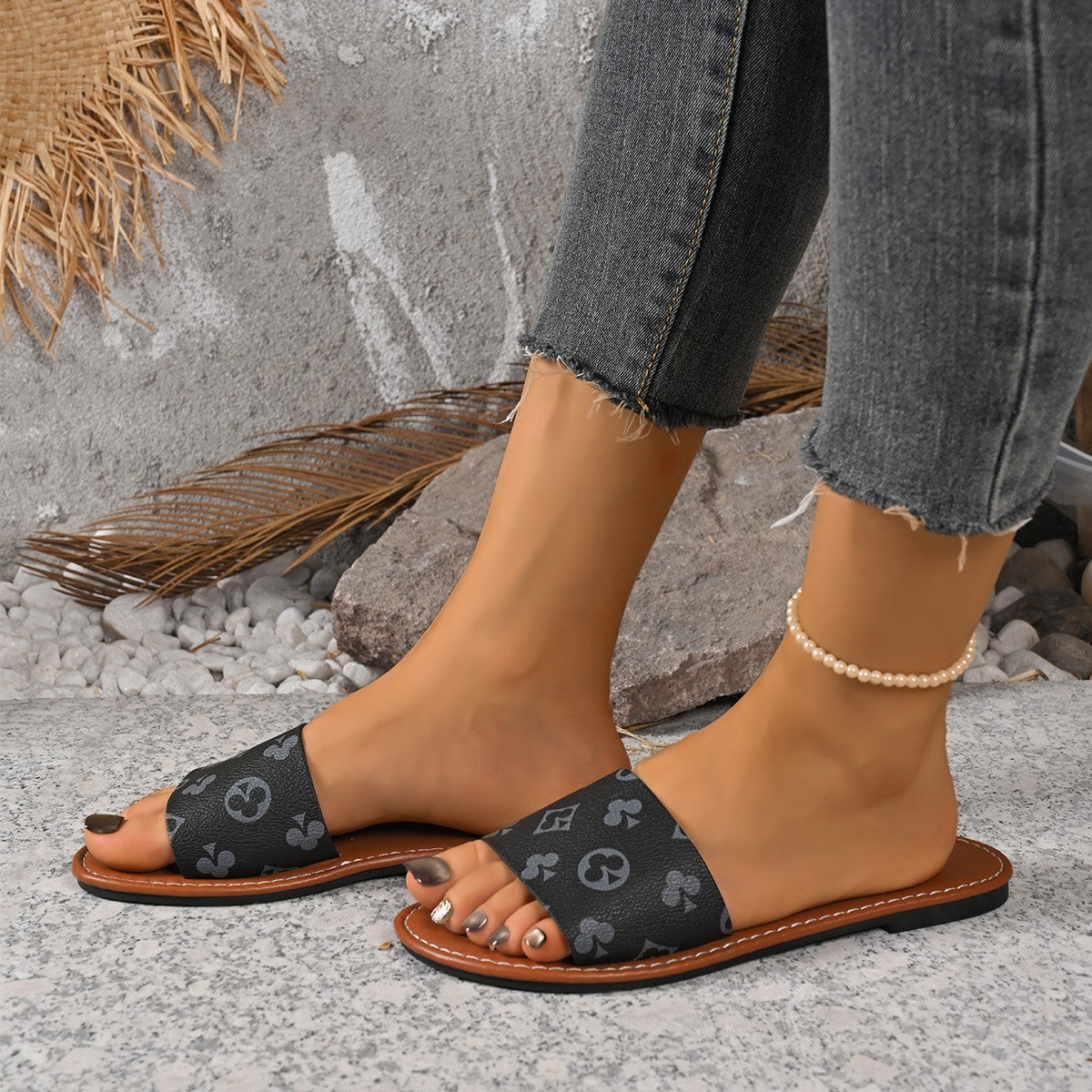 Sulavalinaiset Ortopediset Sandaalit Moderniin Tyyliin