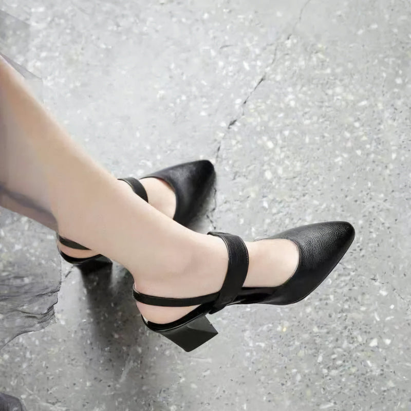 Chic Orthopedic Sandals with Unique Design