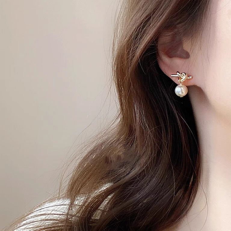 Käsintehty vintage Helmi Korvarengas