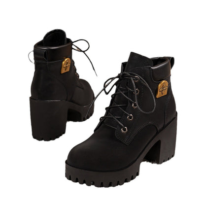 Tyylikkäät Ortopediset Saappaat Ainutlaatuisella Muotoilulla