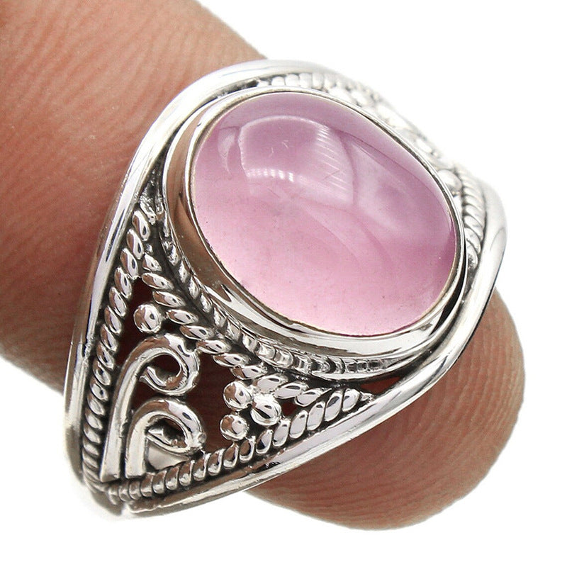 Kaunis Sormus ainutlaatuisella tyylillä