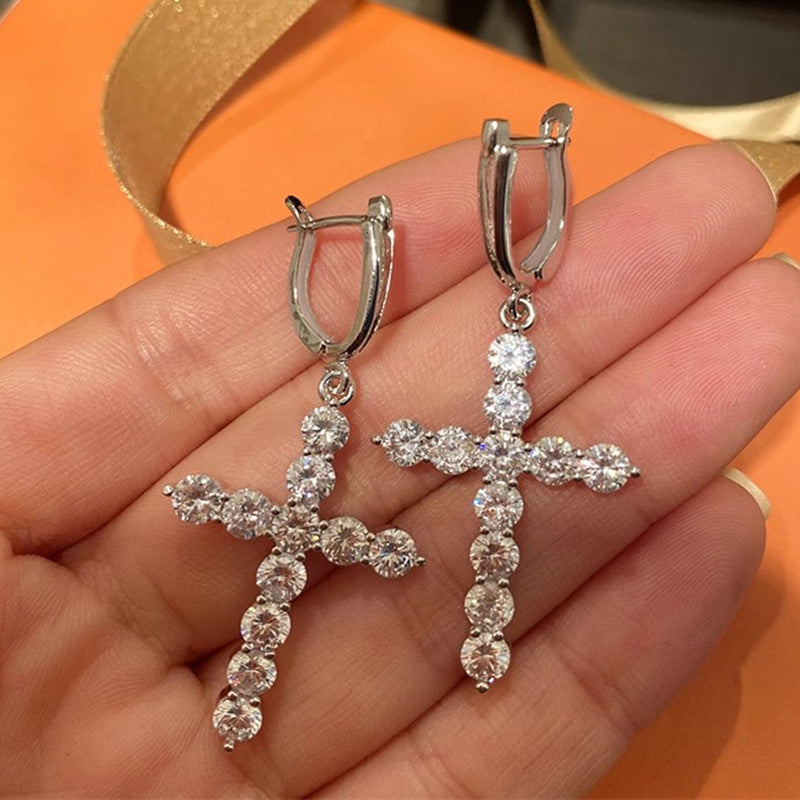 Herkkä käsityö Korvarengas