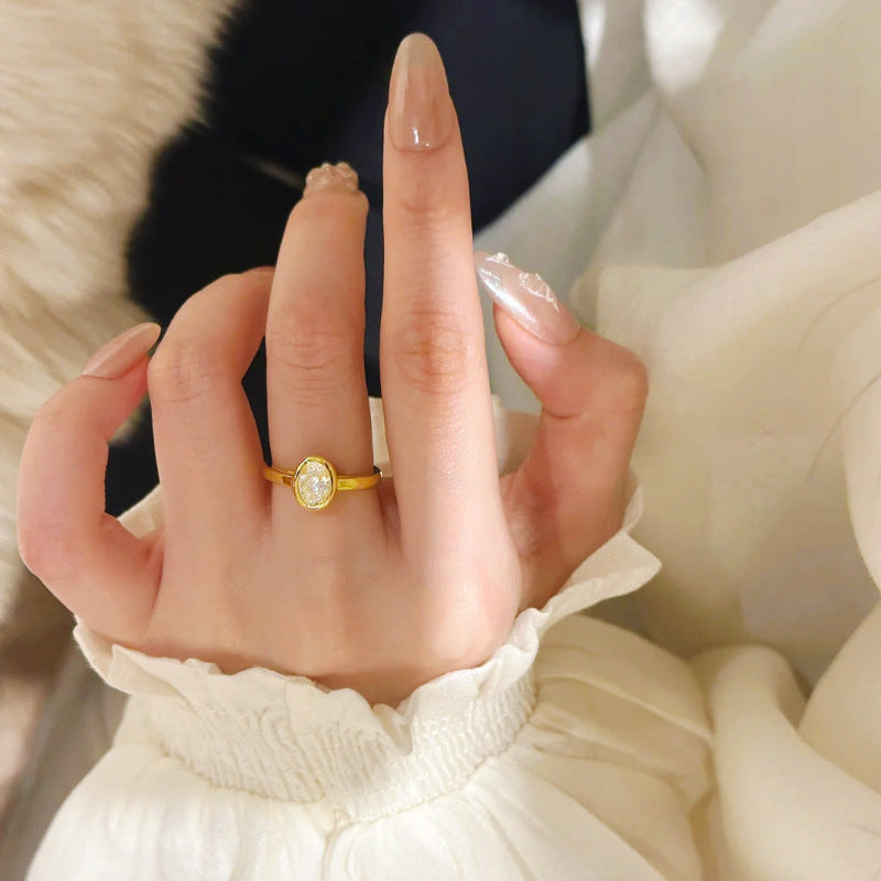 Hurmaava Koru jokaiseen tilaisuuteen