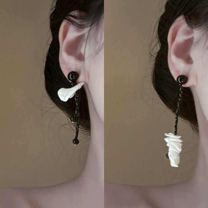 Klassinen Korvarengas ajattomalla viehätyksellä