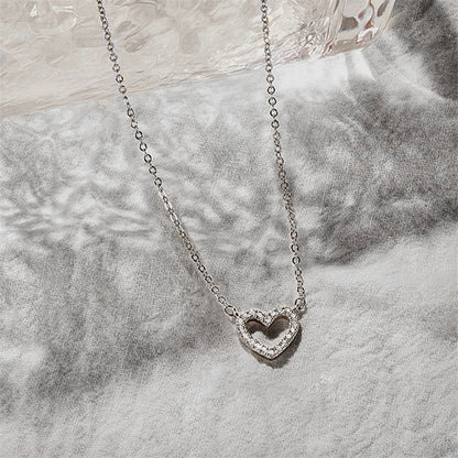 Hurmaava Kaulakoru jokaiseen tilaisuuteen