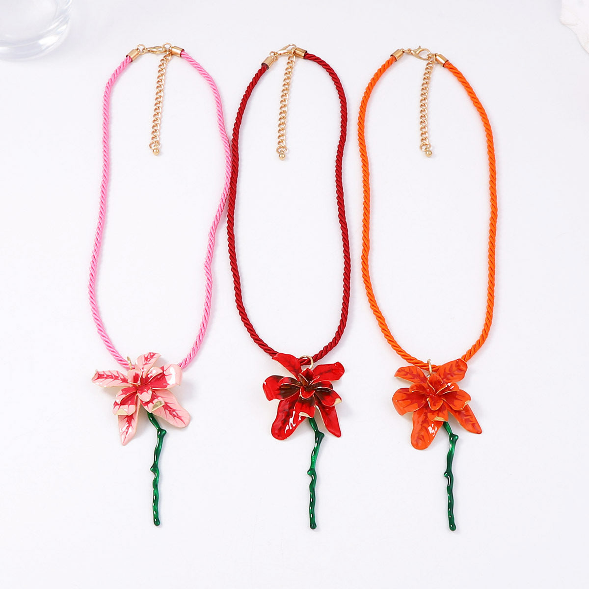 Herkkä käsityö Koru