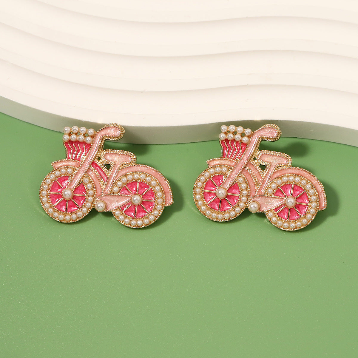 Herkkä käsityö Helmi Korvarengas