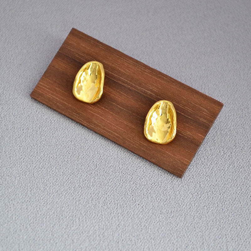 Romanttinen Hopea Korvarengas erityisiin hetkiin