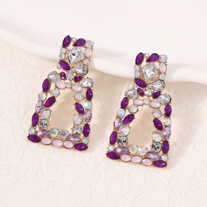 Hurmaava Korvarengas jokaiseen tilaisuuteen