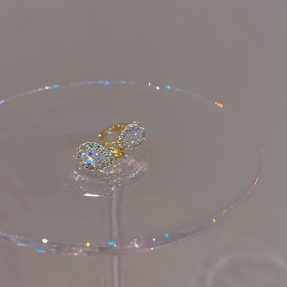 Klassinen Korvarengas ajattomalla viehätyksellä