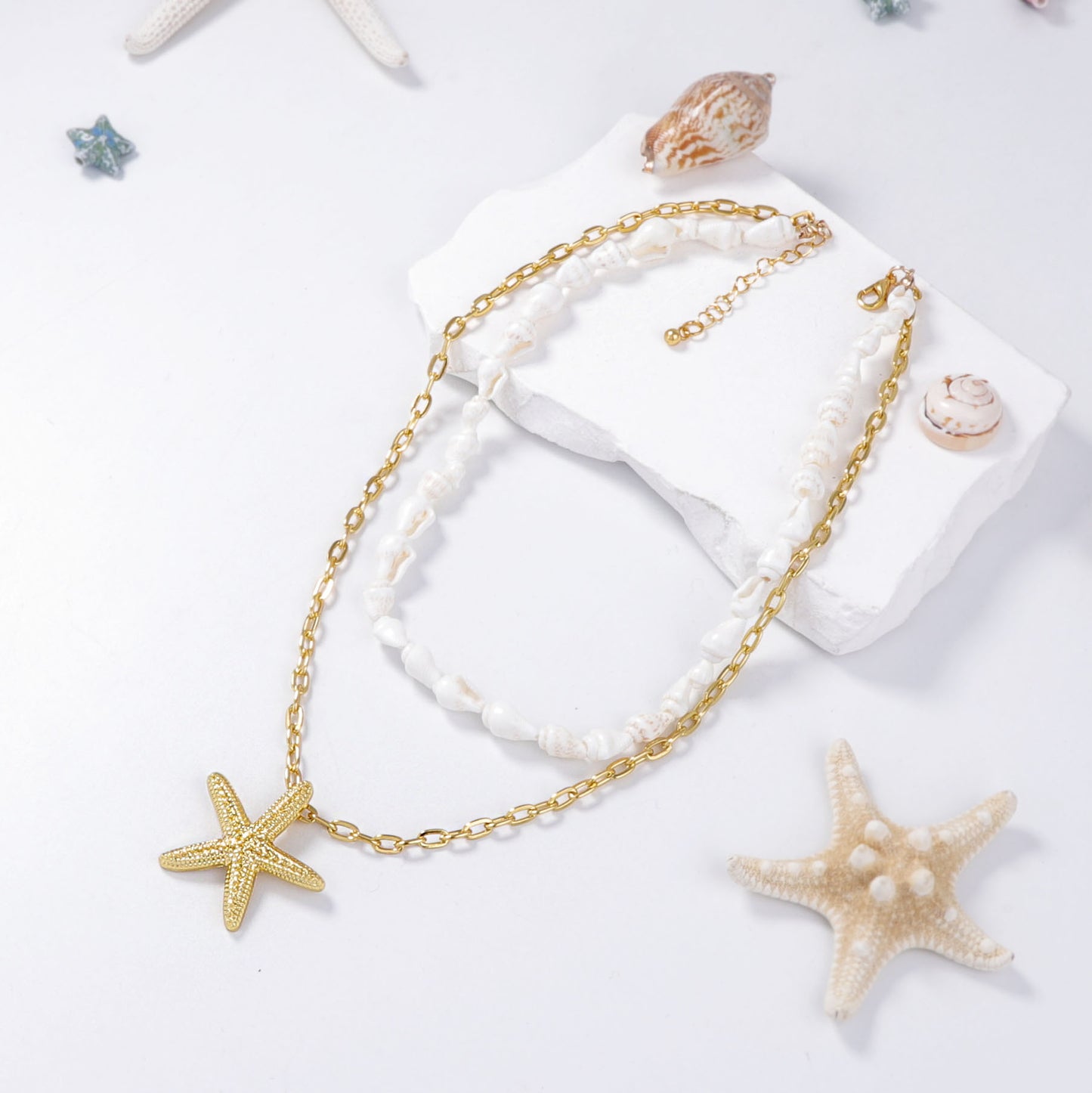 Käsintehty vintage Kaulakoru