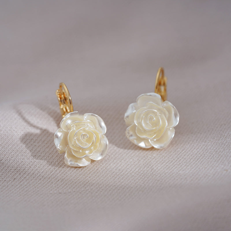 Herkkä käsityö Korvarengas