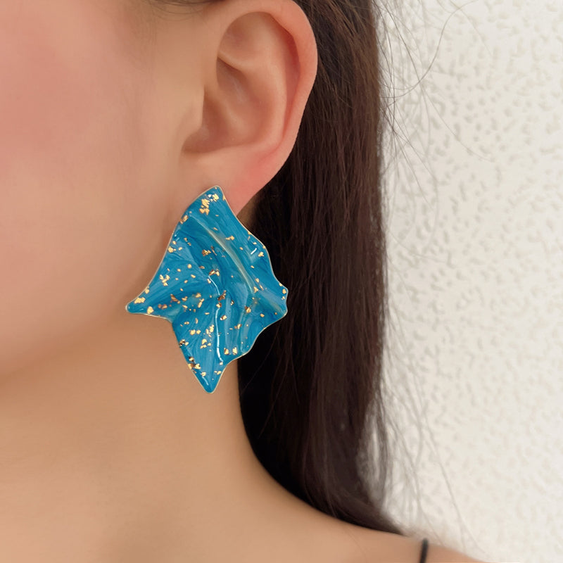 Elegantti Korvarengas jokaiseen tilaisuuteen