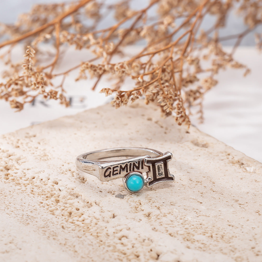 Klassinen Sormus ajattomalla viehätyksellä