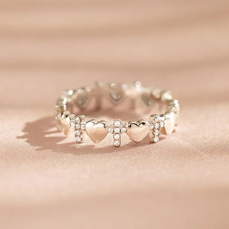 Hurmaava Sormus jokaiseen tilaisuuteen