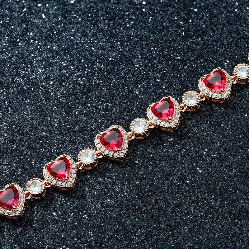 Klassinen Rannekoru ajattomalla viehätyksellä