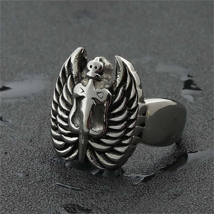 Klassinen Sormus ajattomalla viehätyksellä