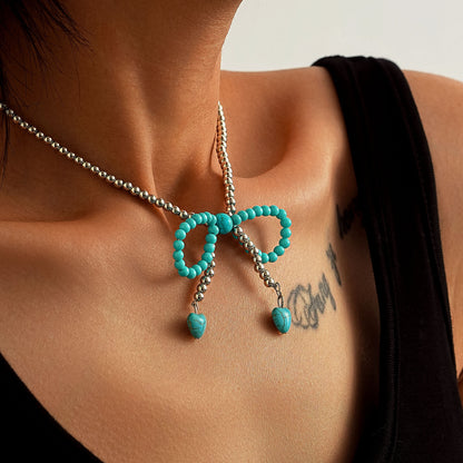 Klassinen Kaulakoru ajattomalla viehätyksellä