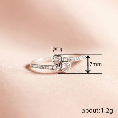 Klassinen Sormus ajattomalla viehätyksellä