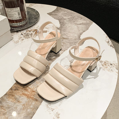 Kauniisti Valmistetut Ortopediset Sandaalit