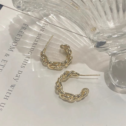 Elegantti Korvarengas jokaiseen tilaisuuteen