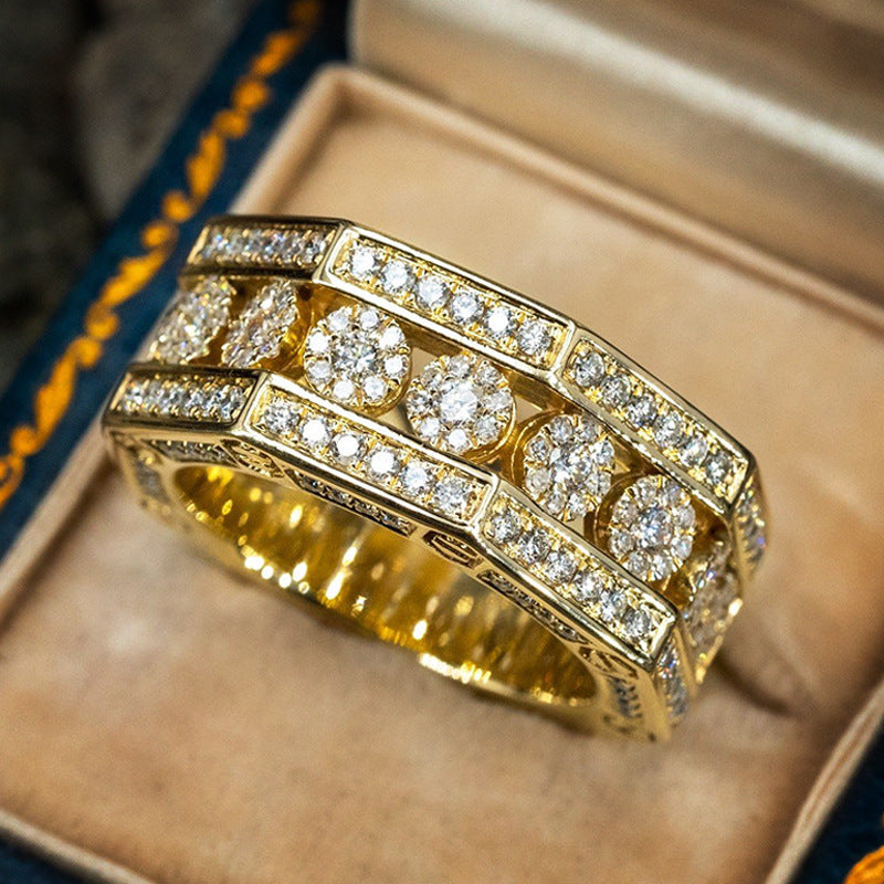 Romanttinen Sormus erityisiin hetkiin