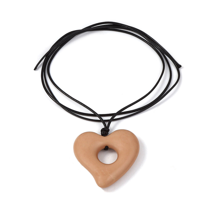 Elegantti Koru jokaiseen tilaisuuteen