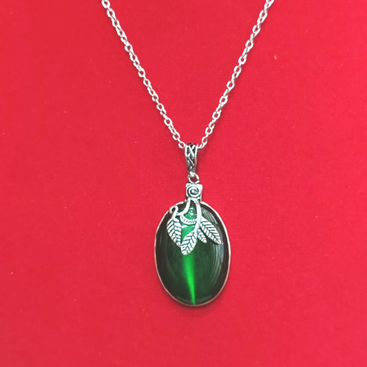 Käsintehty vintage Kaulakoru