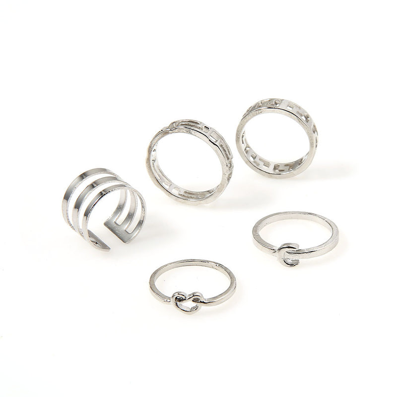 Romanttinen Sormus erityisiin hetkiin