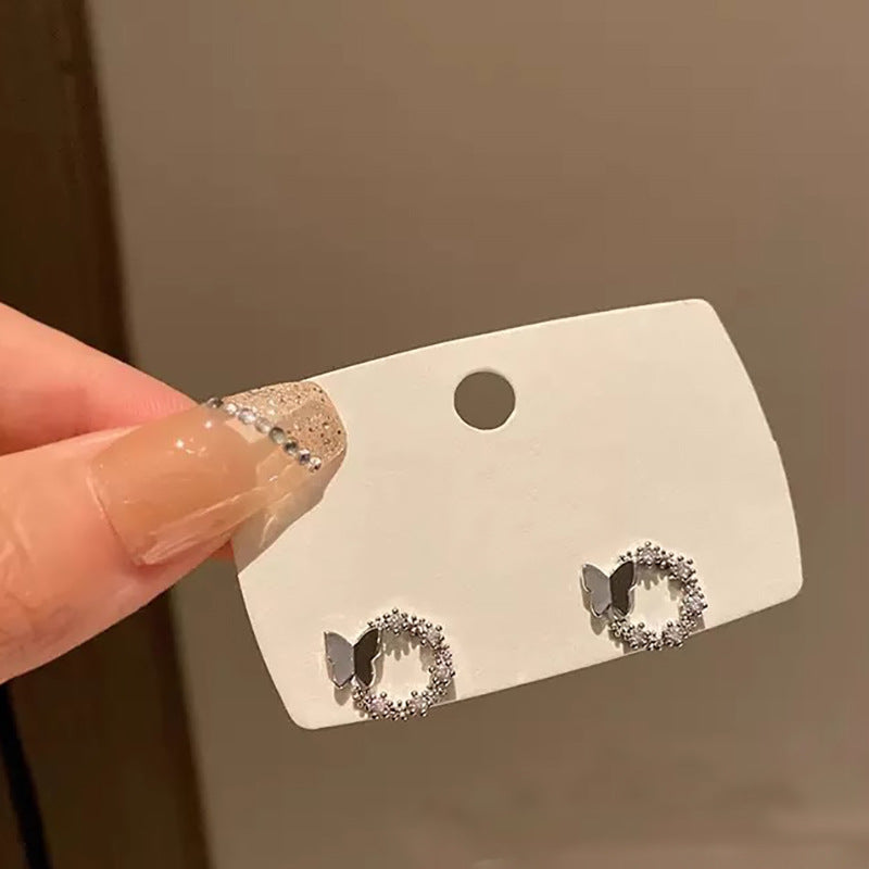 Elegantti Korvarengas jokaiseen tilaisuuteen