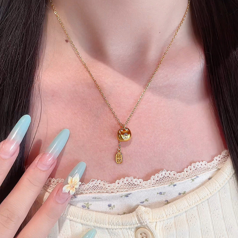 Hurmaava Kaulakoru jokaiseen tilaisuuteen