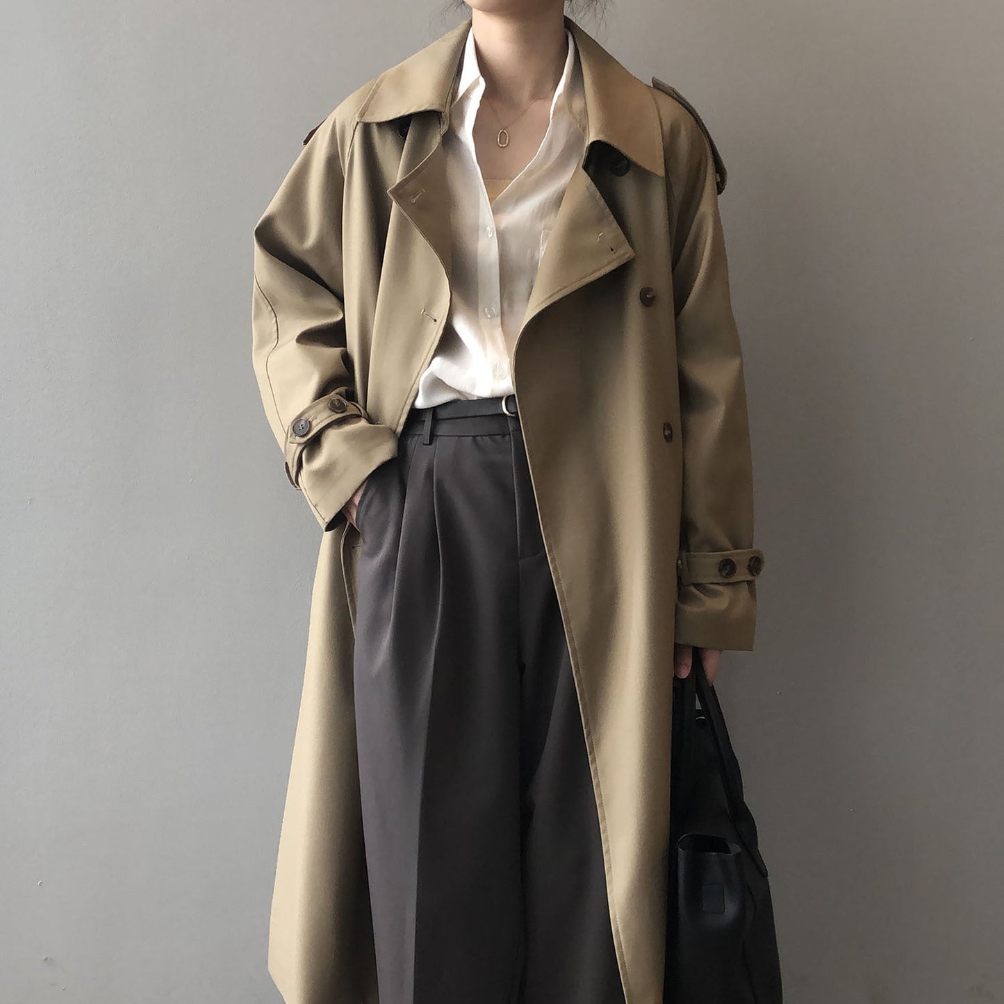 Effortlessly Elegant Coat with a Timeless Design