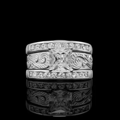 Klassinen Sormus ajattomalla viehätyksellä