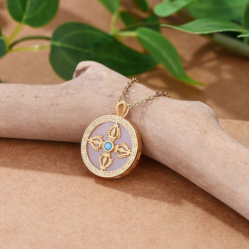 Klassinen Kulta Kaulakoru ajattomalla viehätyksellä