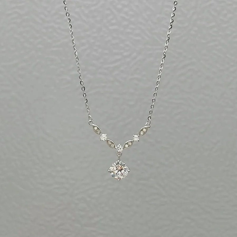 Elegantti Kaulakoru jokaiseen tilaisuuteen